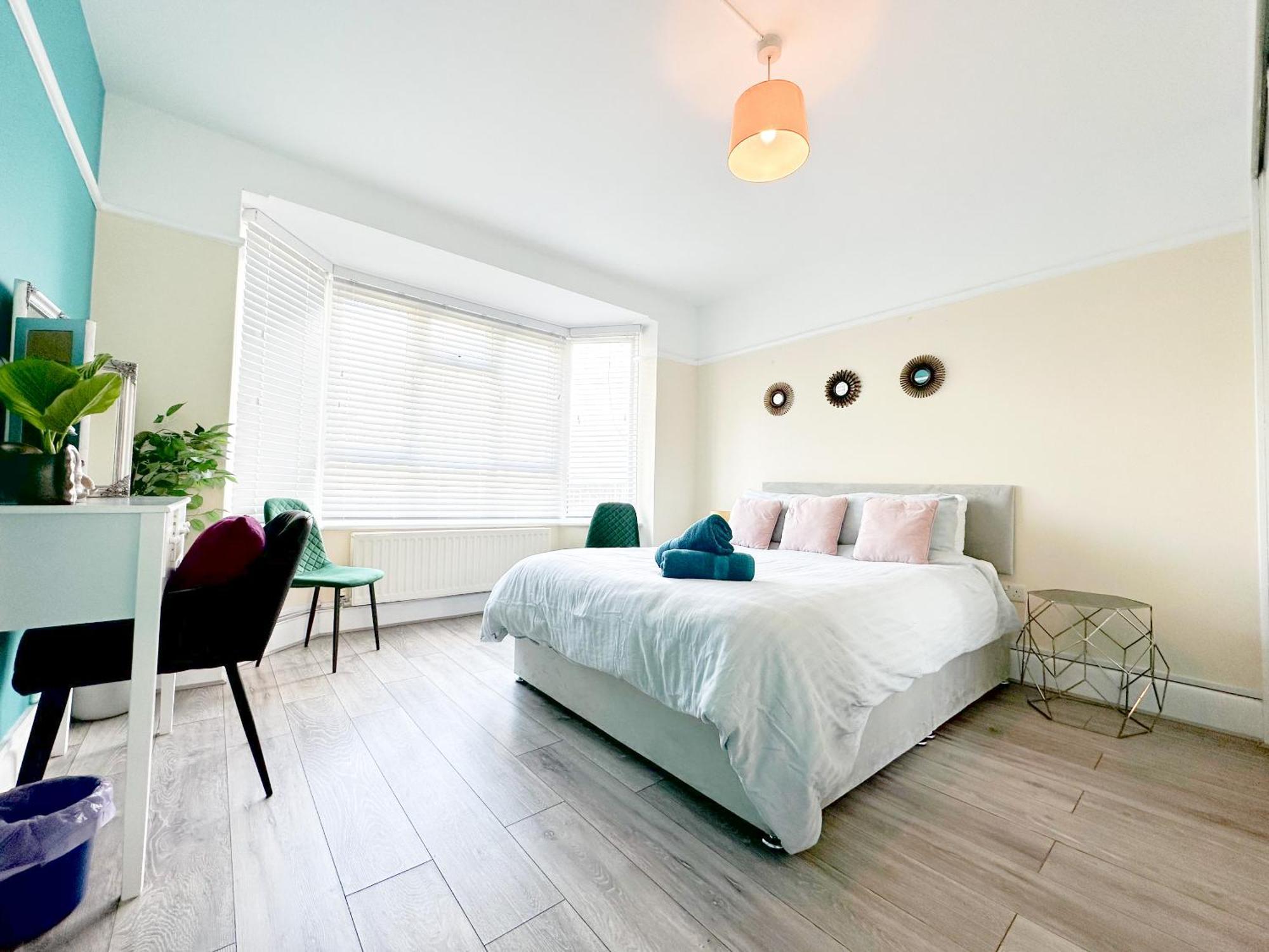 Bournemouth 3 Bedroom - Parking Exterior foto